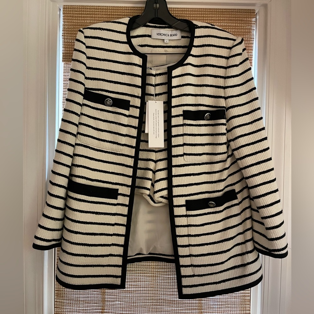 Veronica Beard Cream Ivory & Black Striped Tweed Blazer and Shorts Set size 6 - Picture 3 of 5